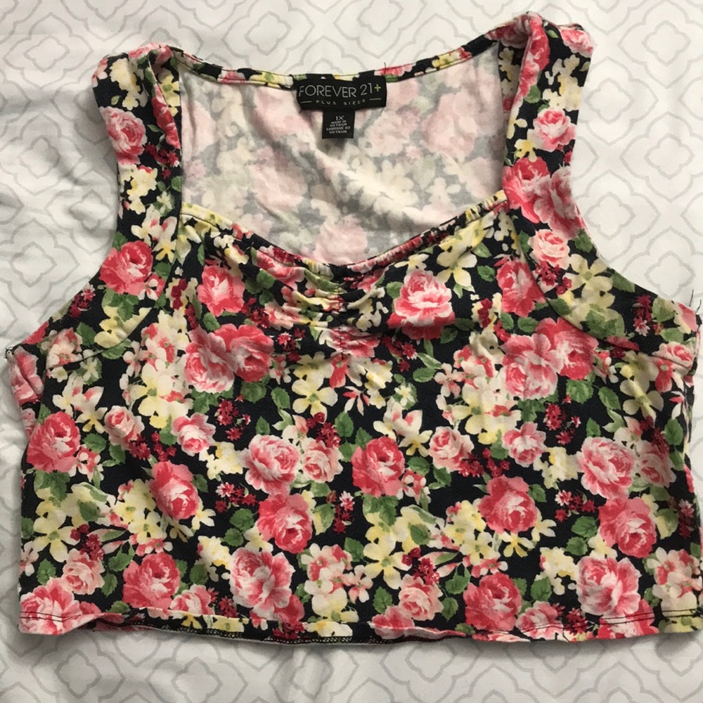 Crop top